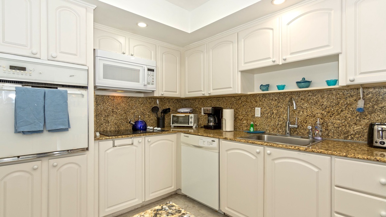 Photo of Others in Hollywood South Central Beach