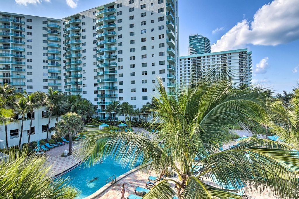 Photo of Outdoor in Hollywood South Central Beach