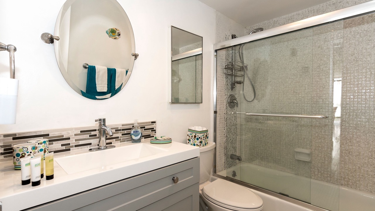 Photo of Others in Hollywood South Central Beach