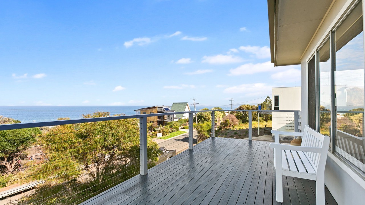 Photo of Patio Balcony in Skenes Creek