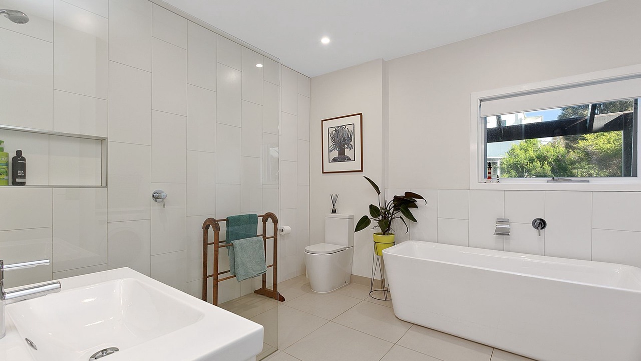 Photo of Bathroom in Skenes Creek