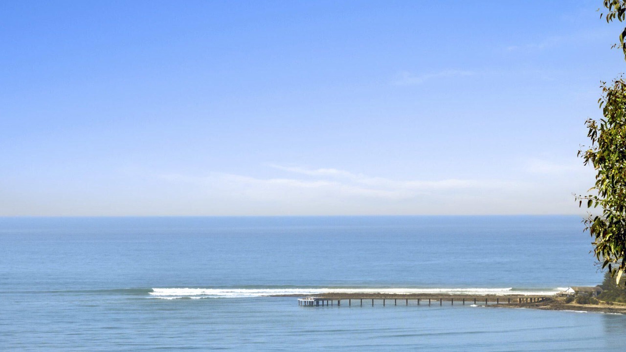 Photo of Others in Lorne