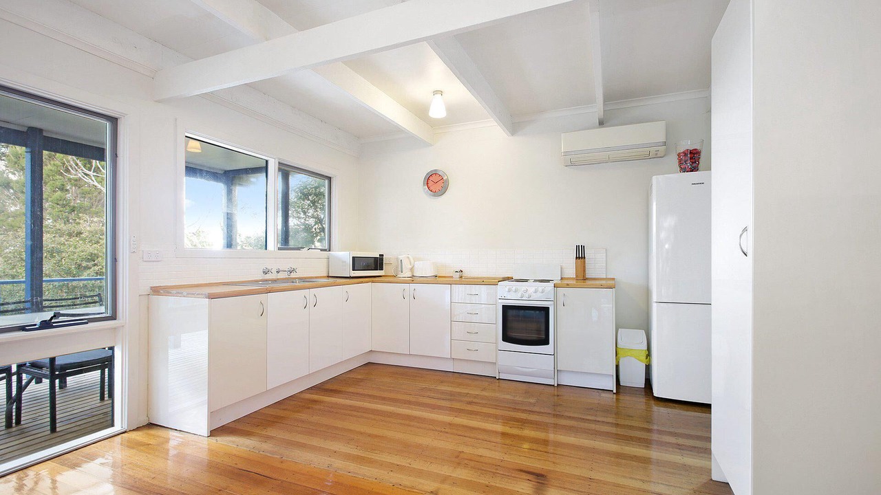 Photo of Kitchen in Skenes Creek