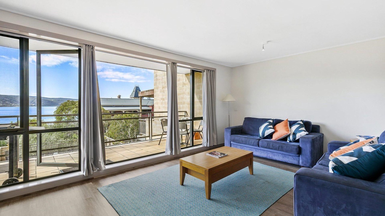 Photo of Livingroom in Lorne