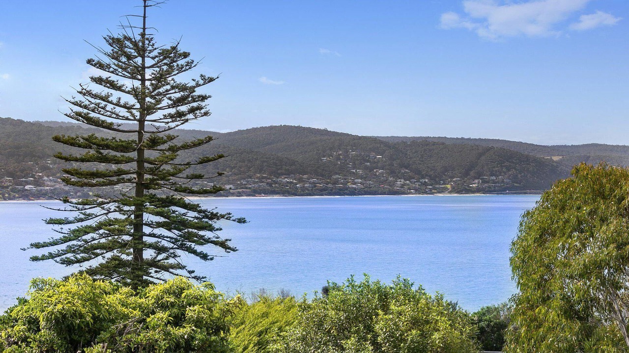 Photo of Others in Lorne