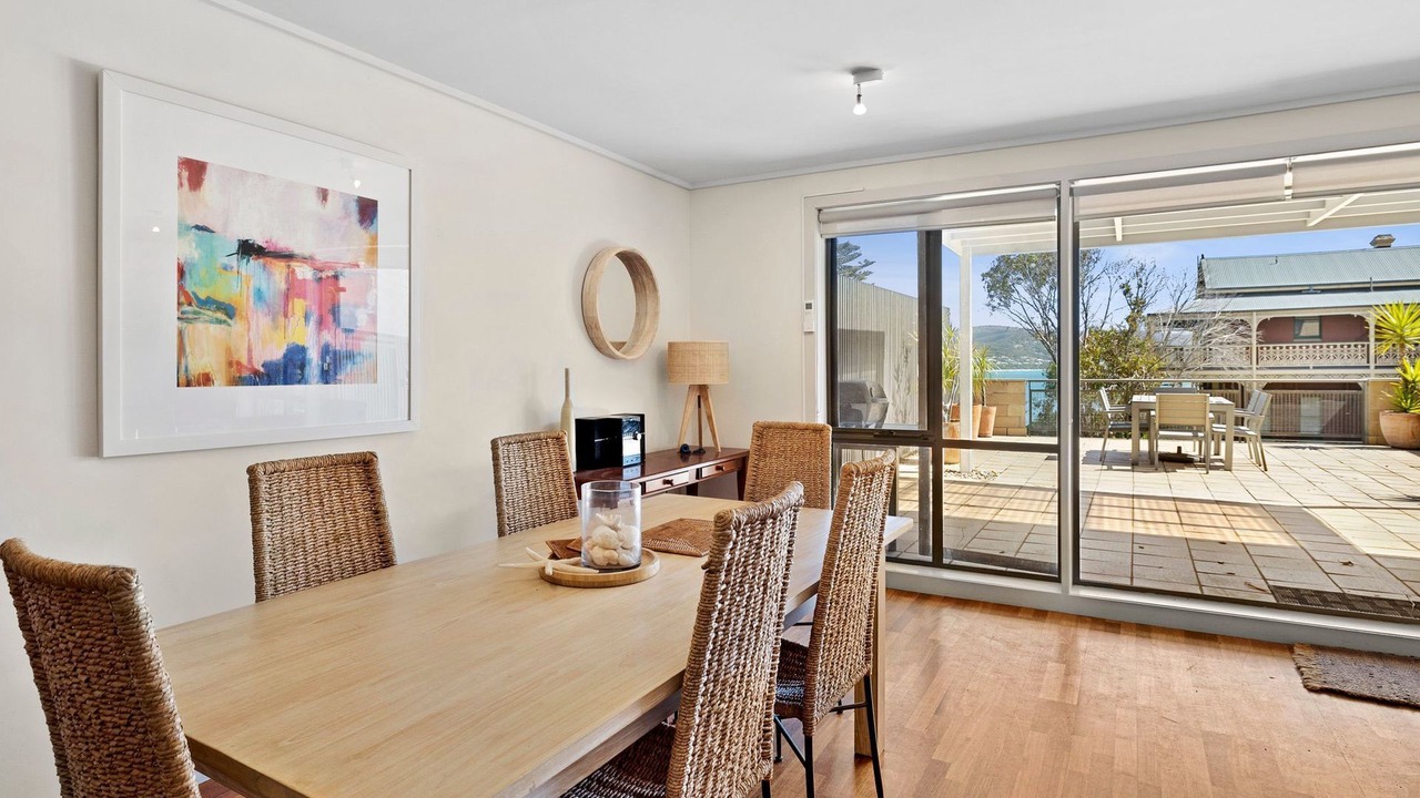 Photo of Others in Lorne