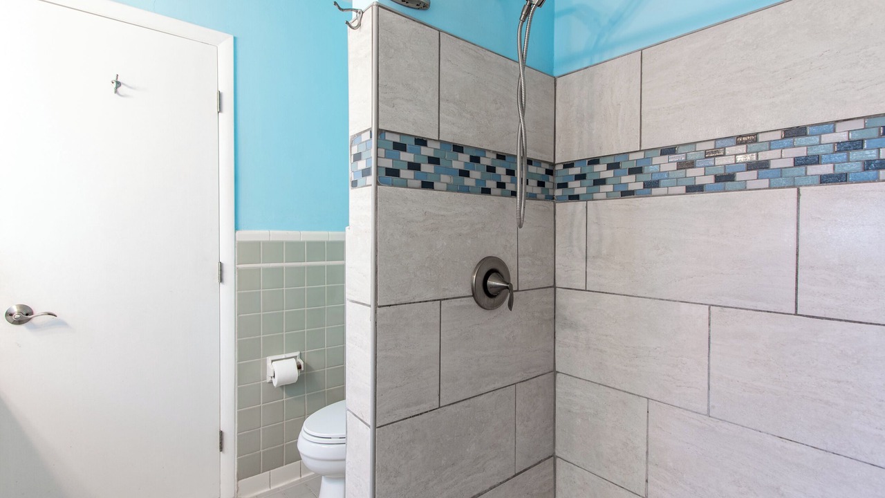 Photo of Bathroom in Bay Esplanade