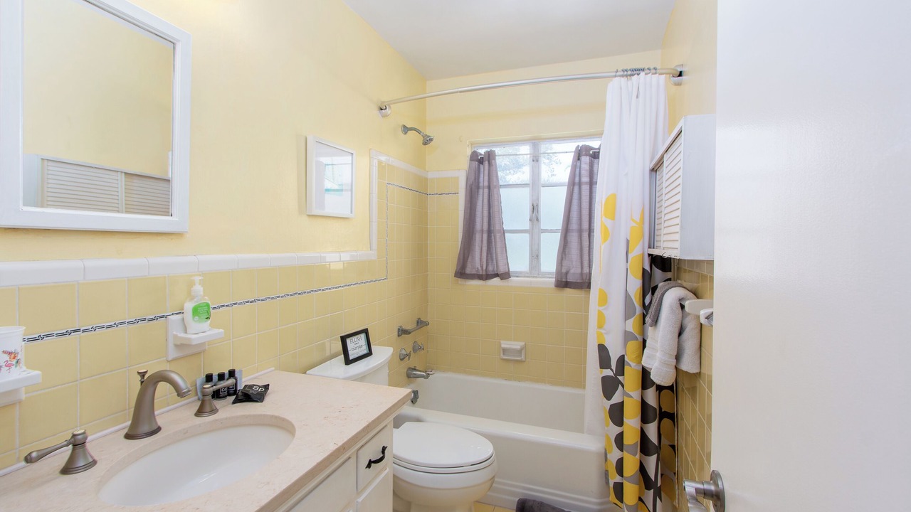 Photo of Bathroom in Bay Esplanade