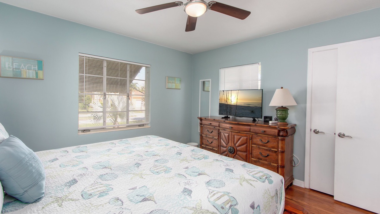 Photo of Bedroom in Bay Esplanade