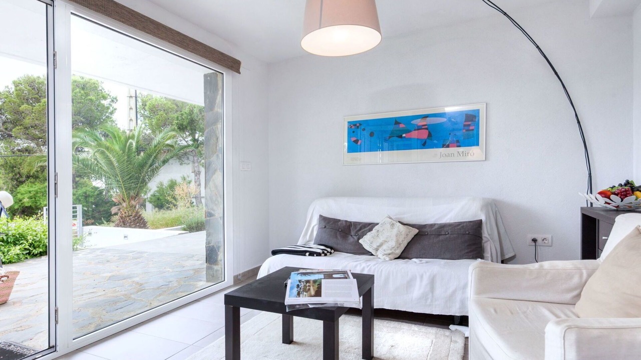 Photo of Bedroom in Llanca