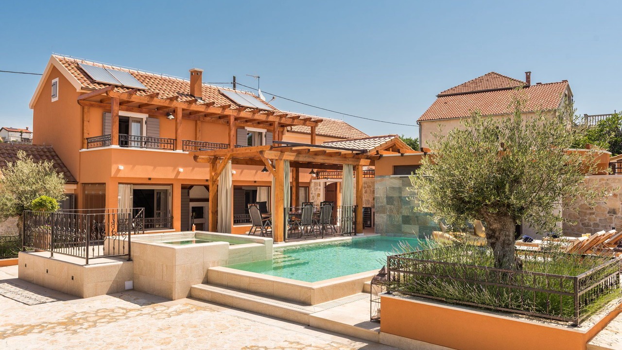 Photo of Outdoor in Bicine