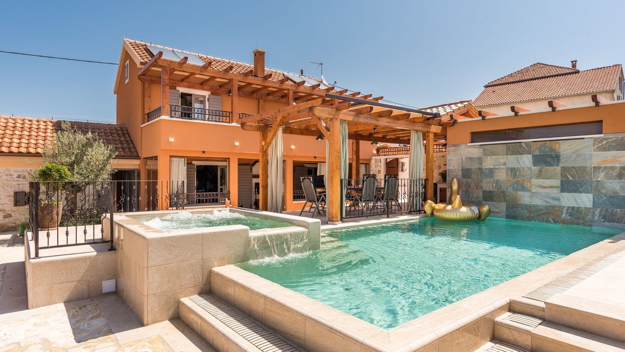 Photo of Outdoor in Bicine