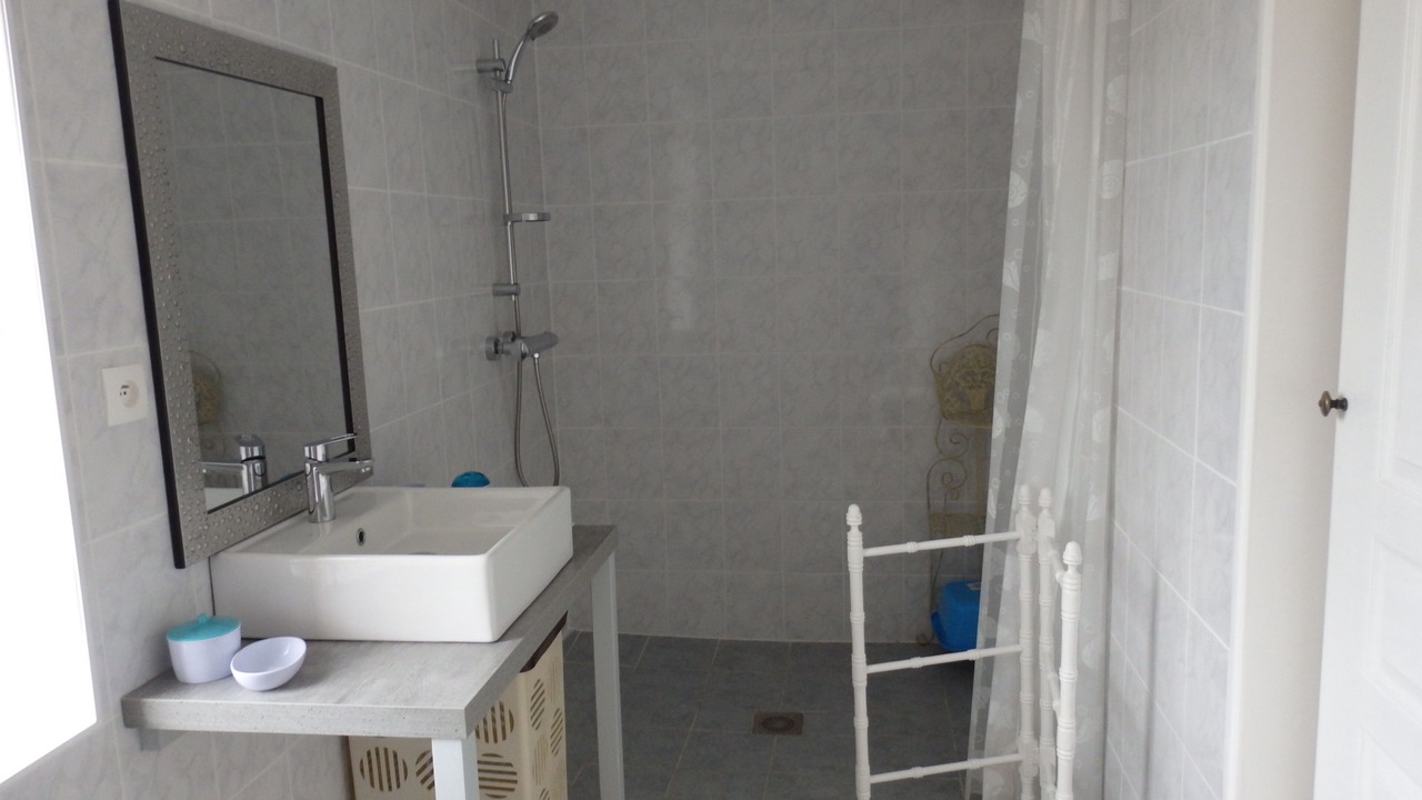 Photo of Bathroom in Banville