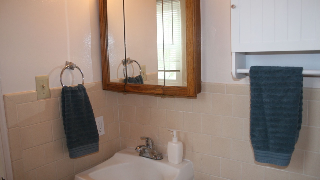 Photo of Bathroom in Truth or Consequences