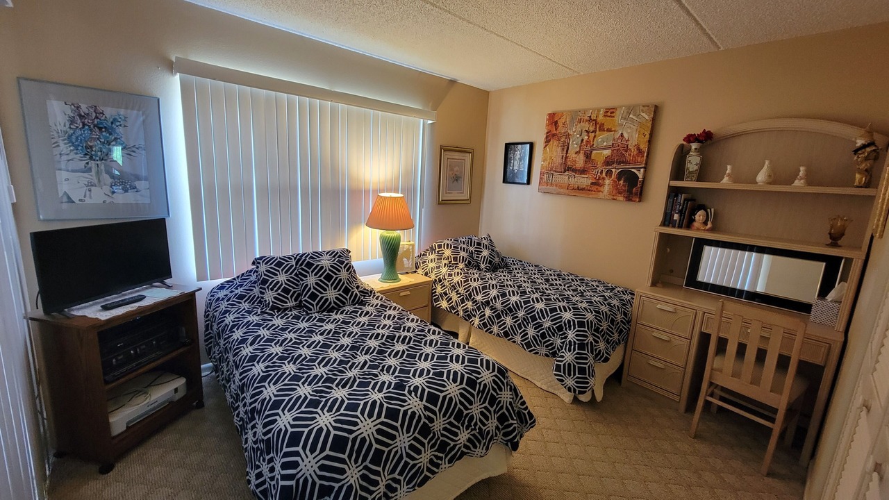 Photo of Bedroom in Oldsmar