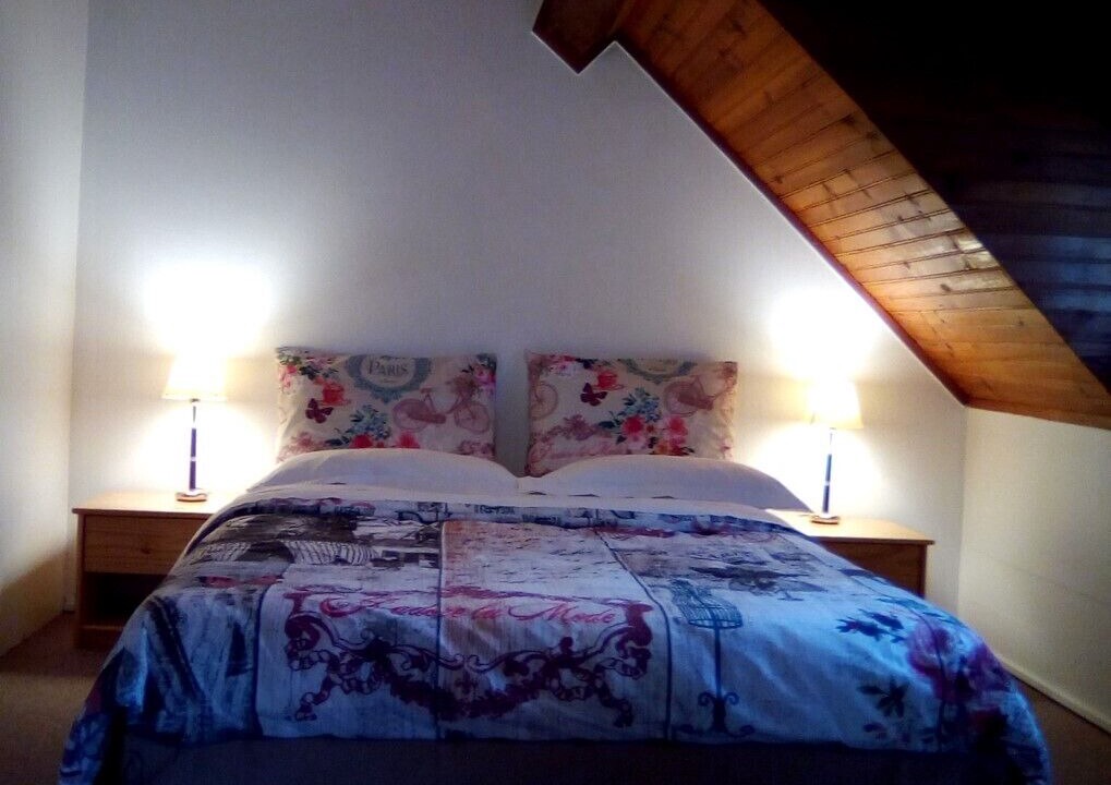 Photo of Bedroom in Saint-Julien-de-Chedon