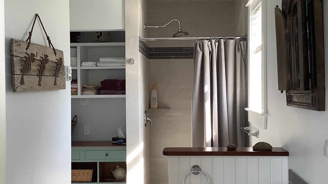 Photo of Bathroom in Eagle Head