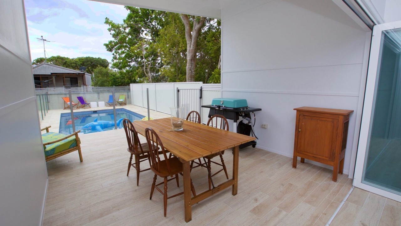 Photo of Outdoor in Moffat Beach