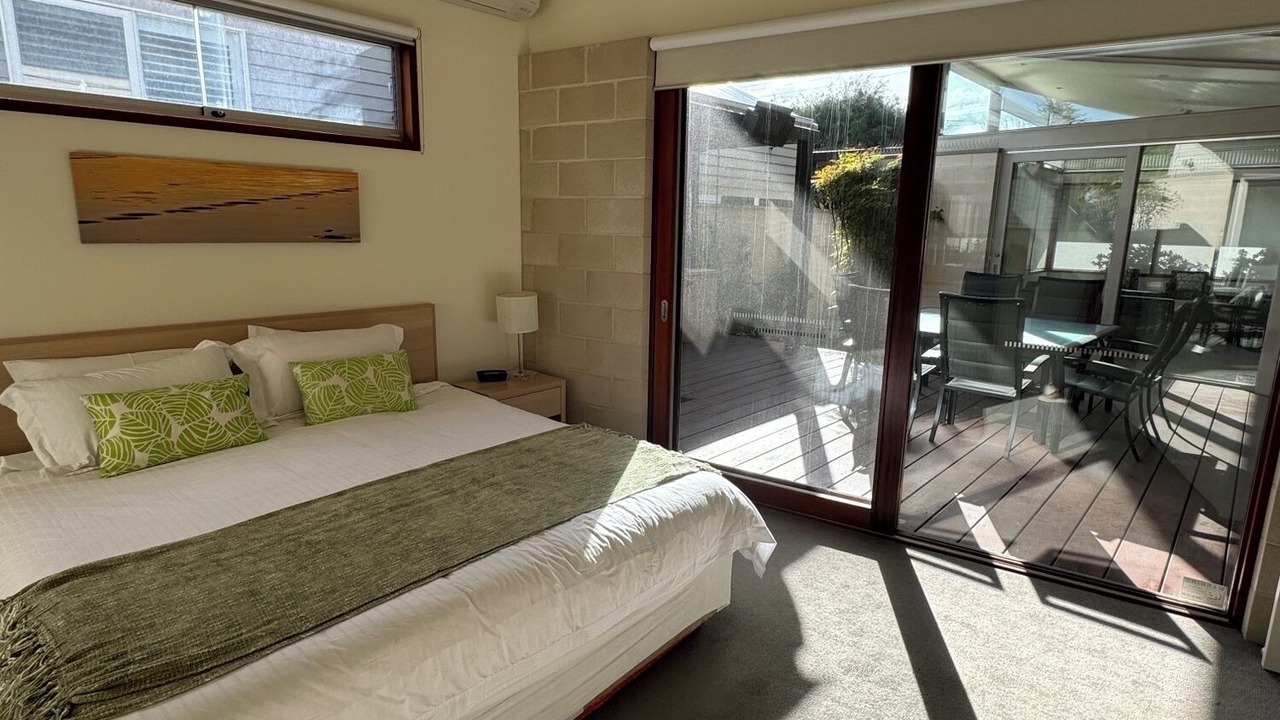 Photo of Bedroom in Point Lonsdale