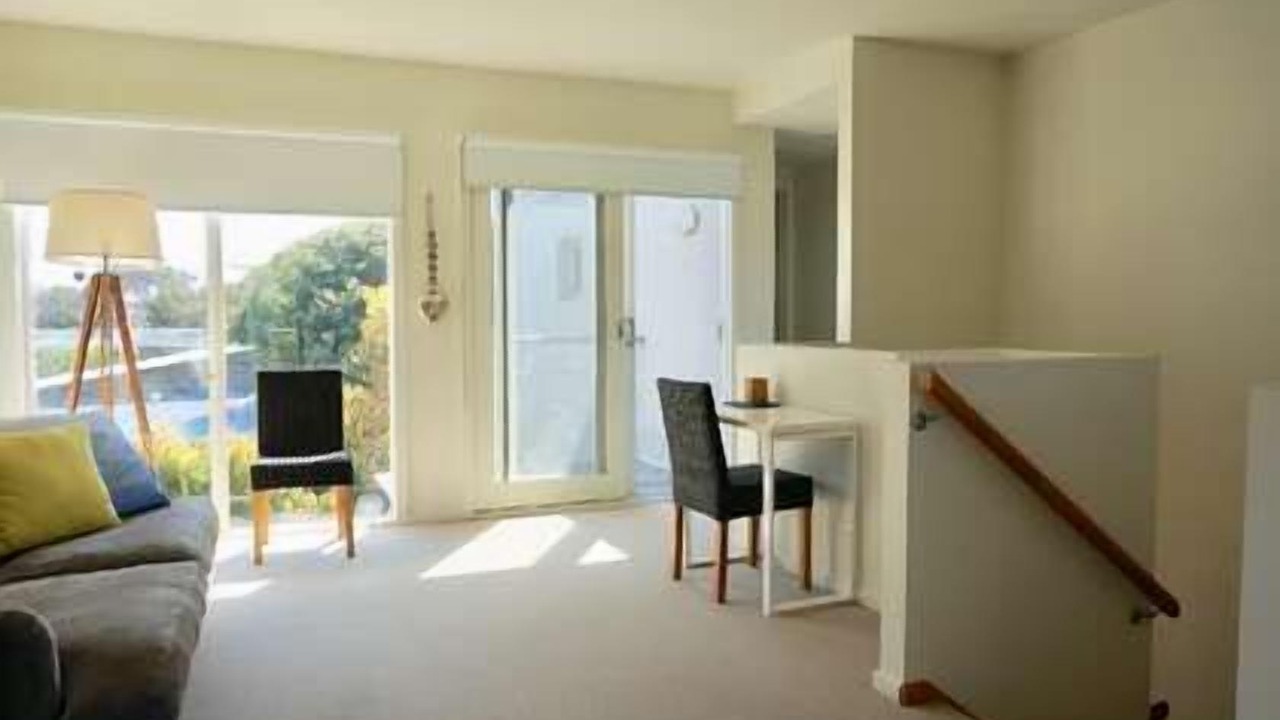 Photo of Livingroom in Point Lonsdale