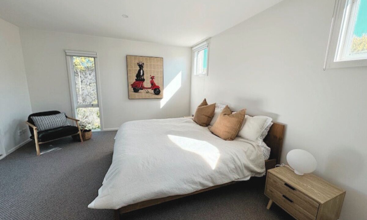 Photo of Bedroom in Point Lonsdale