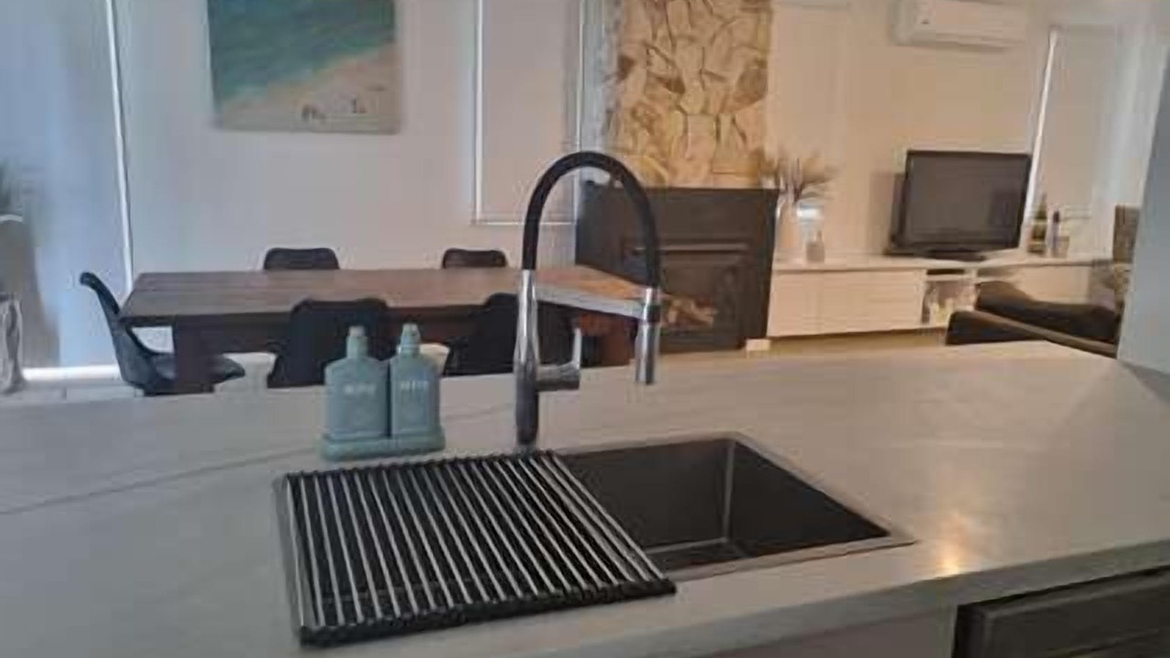 Photo of Kitchen in Point Lonsdale