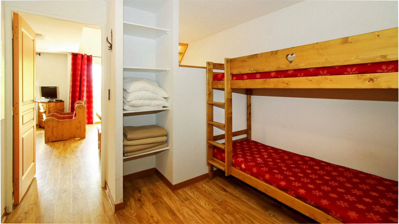 Photo of Bedroom in Allos