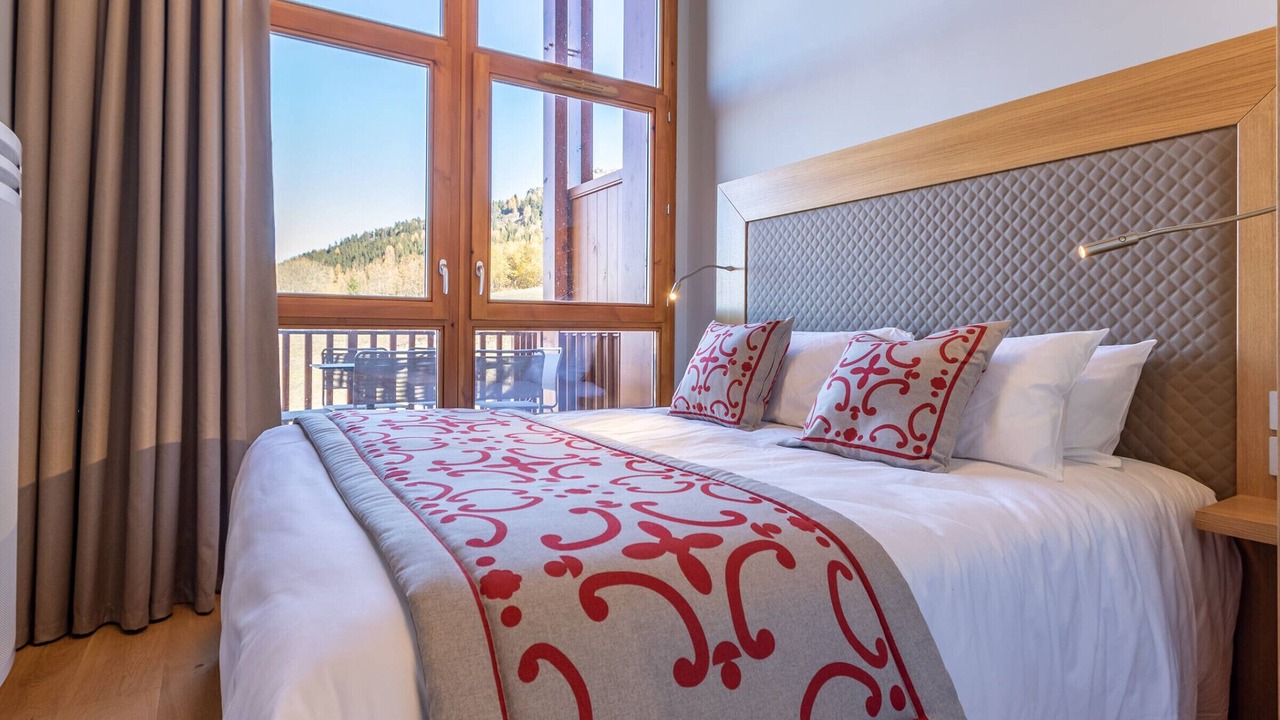 Photo of Bedroom in Arc-1800