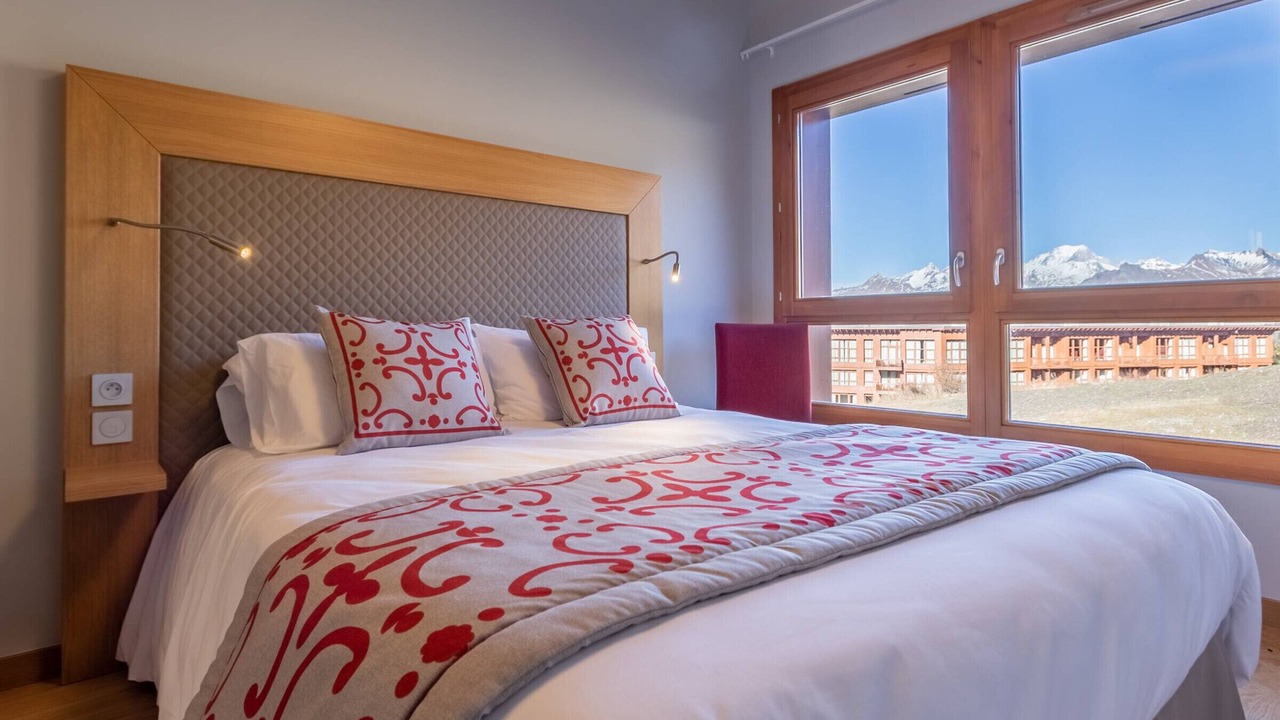 Photo of Bedroom in Arc-1800