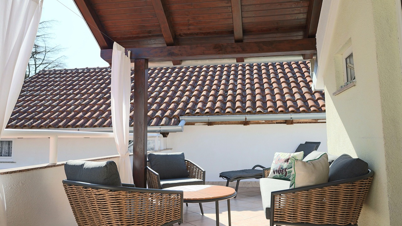Photo of Patio Balcony in Katoro