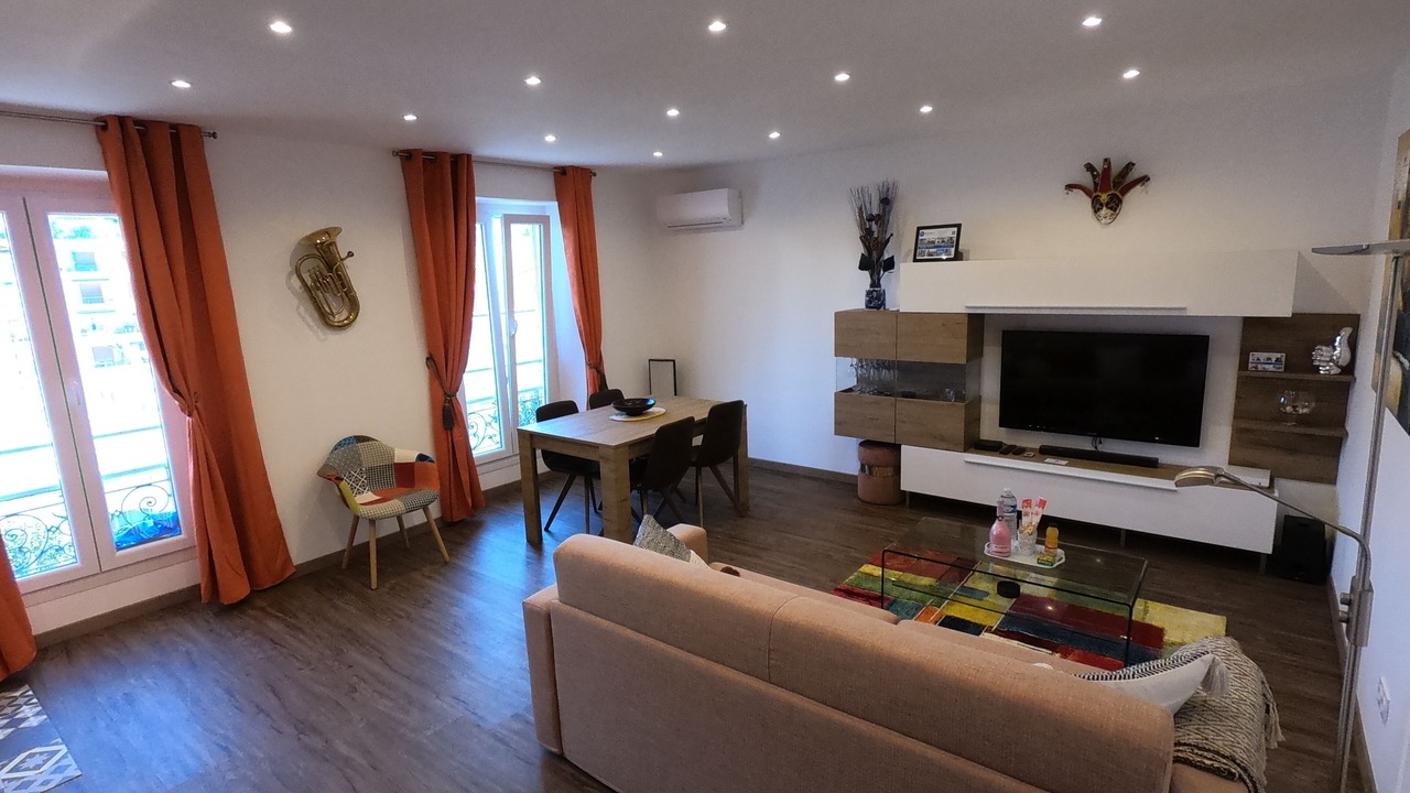 Photo of Livingroom in Jean-Medecin