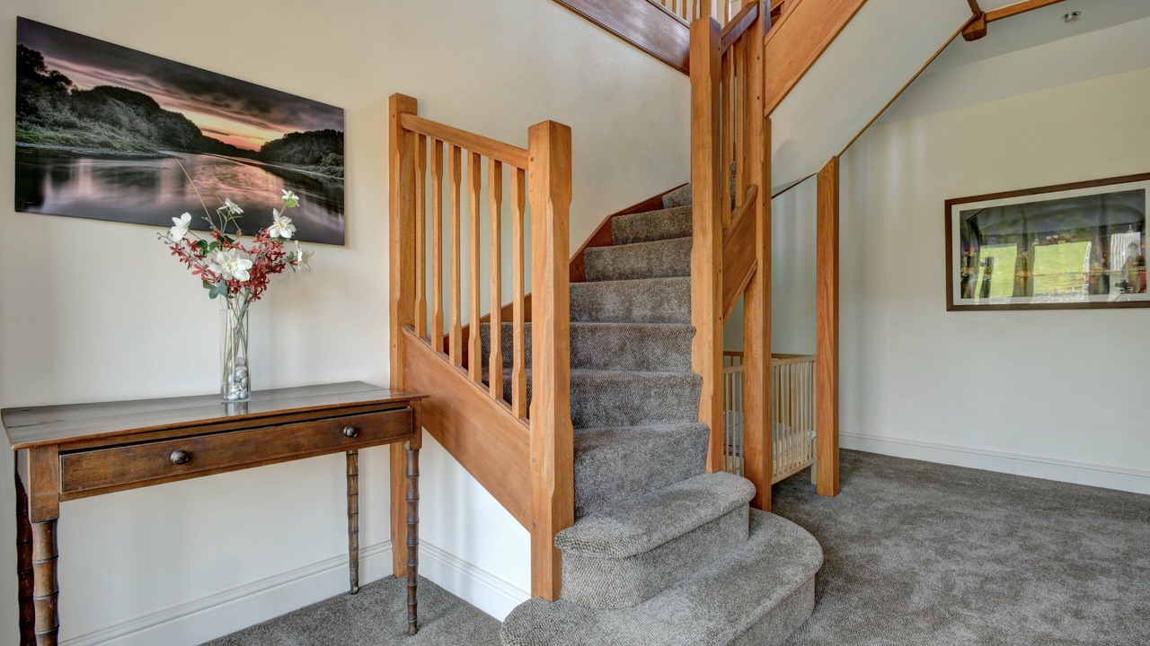 Photo of Others in Oare