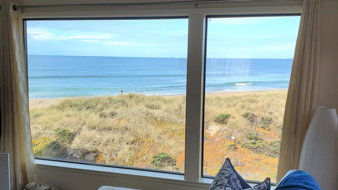 Photo of Bedroom in Pajaro Dunes