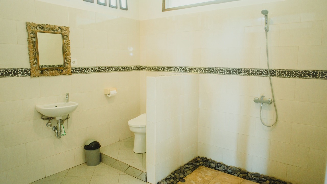 Photo of Bathroom in Peliatan