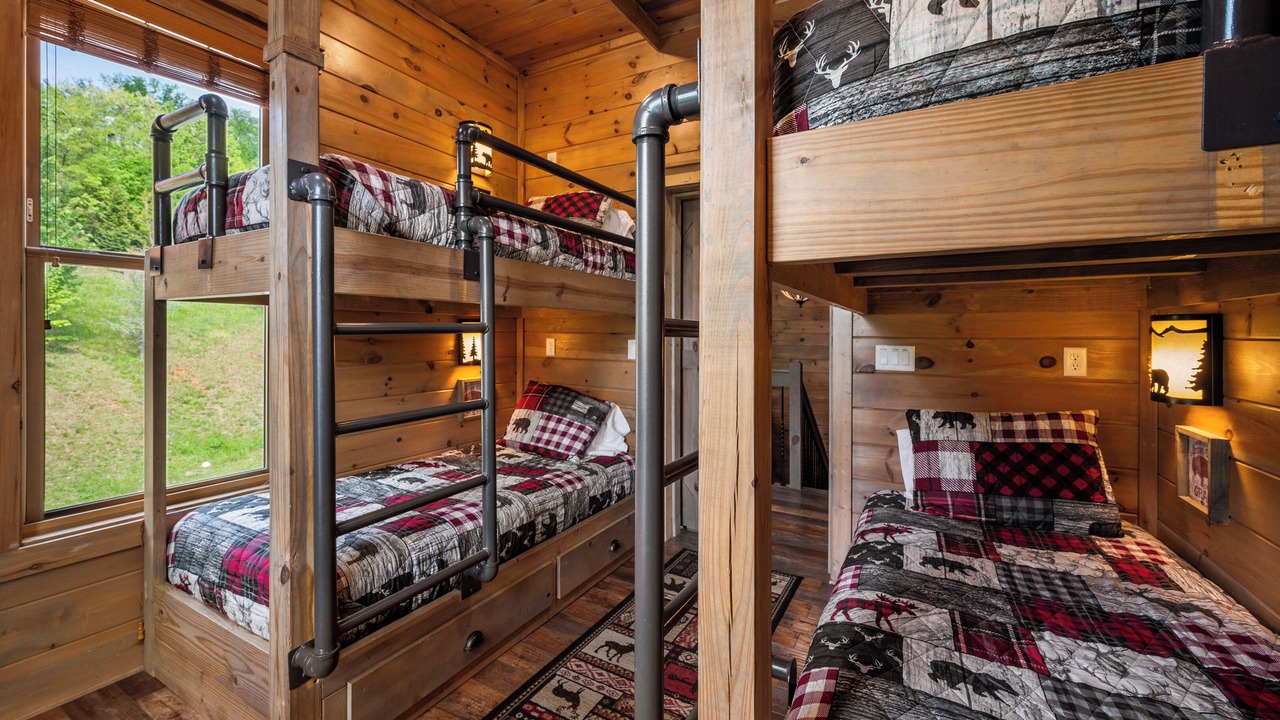 Photo of Bedroom in Gatlinburg