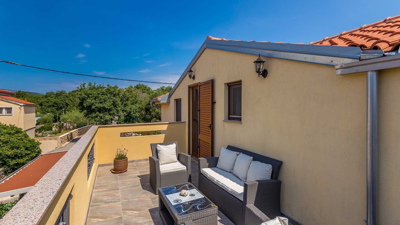 Photo of Patio Balcony in Risika