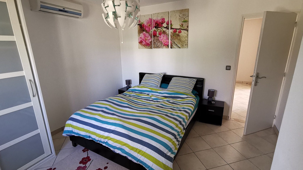 Photo of Bedroom in Rochefort-du-Gard