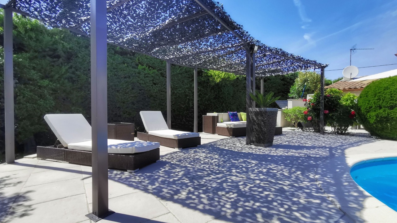 Photo of Patio Balcony in Rochefort-du-Gard