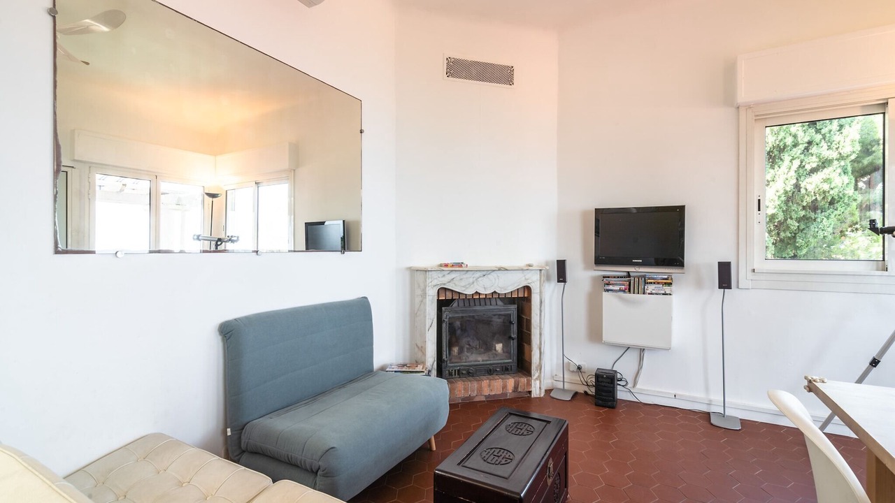 Photo of Livingroom in Eze