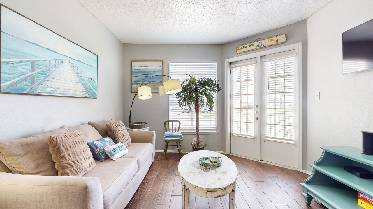 Photo of Livingroom in Corpus Christi
