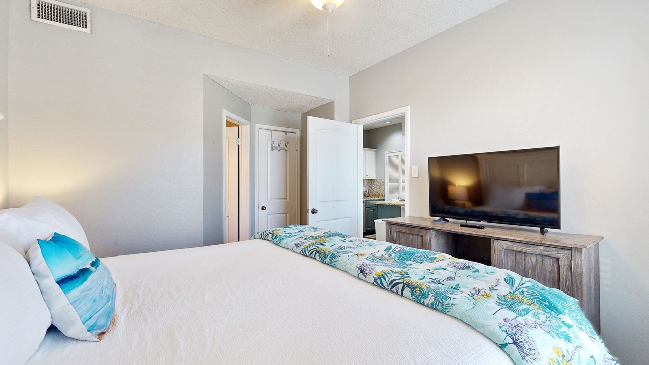 Photo of Bedroom in Corpus Christi