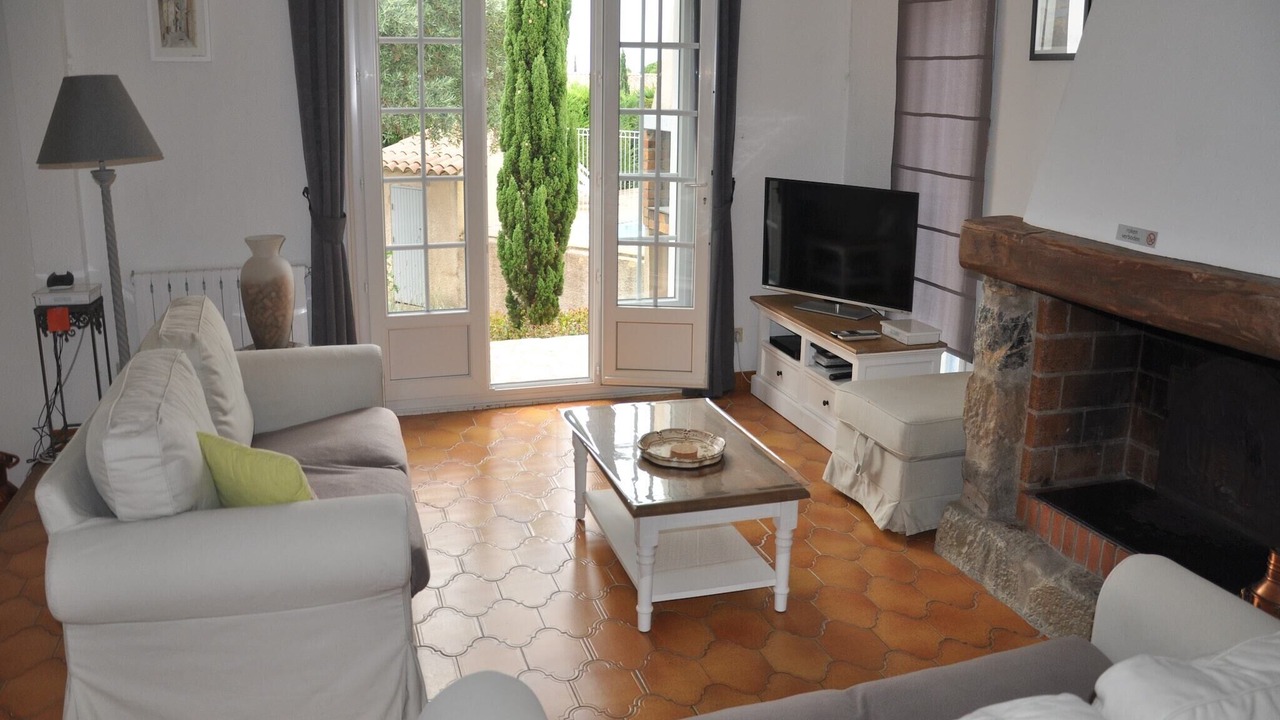 Photo of Livingroom in Roches Grises