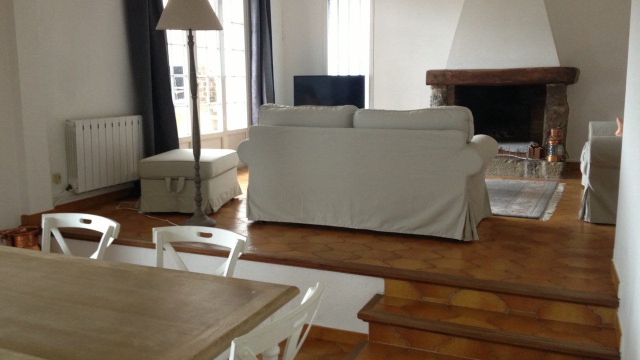 Photo of Livingroom in Roches Grises