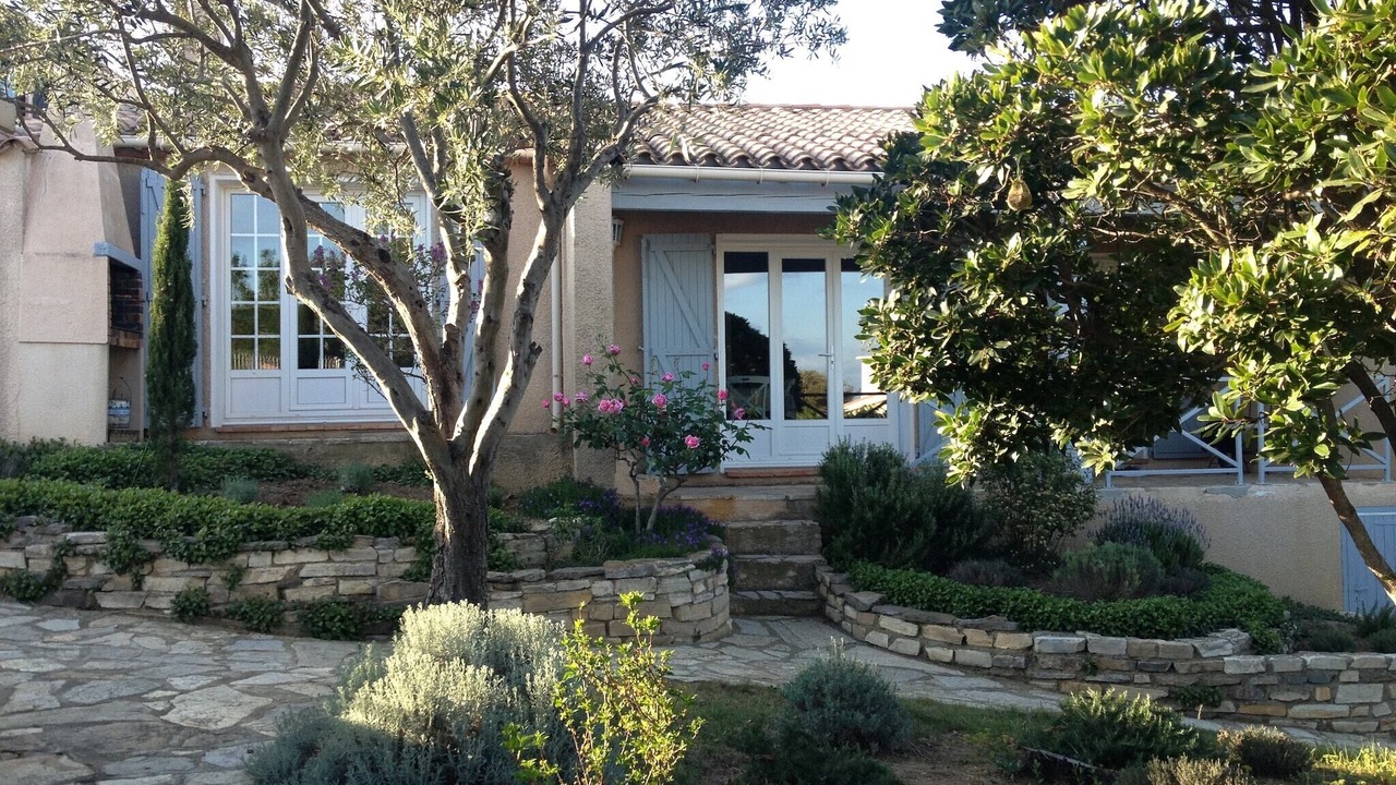 Photo of Outdoor in Roches Grises