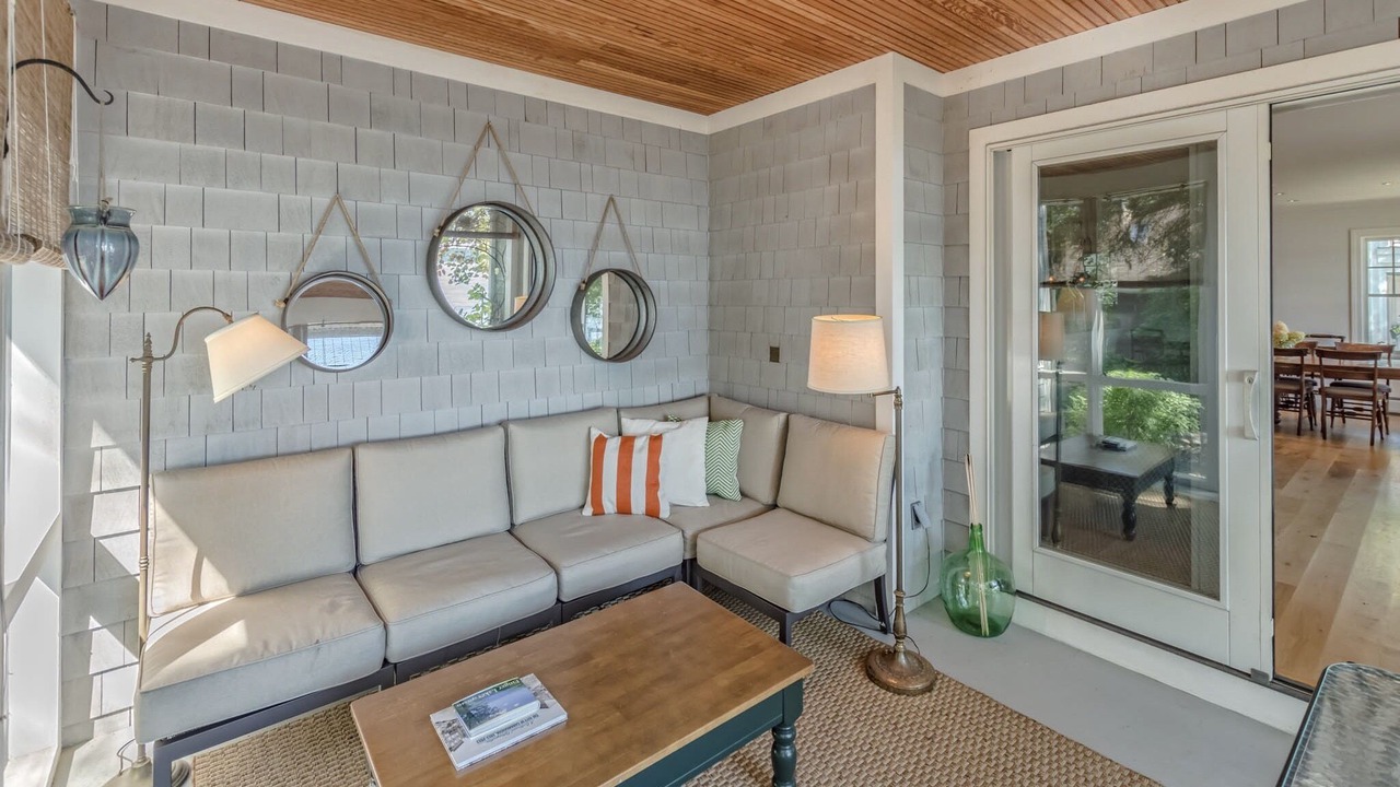 Photo of Livingroom in Canandaigua