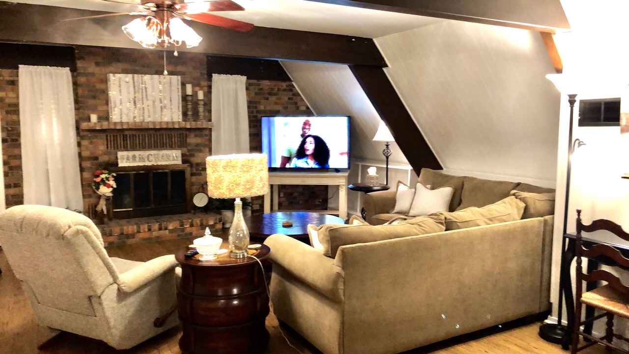 Photo of Livingroom in Muldoon