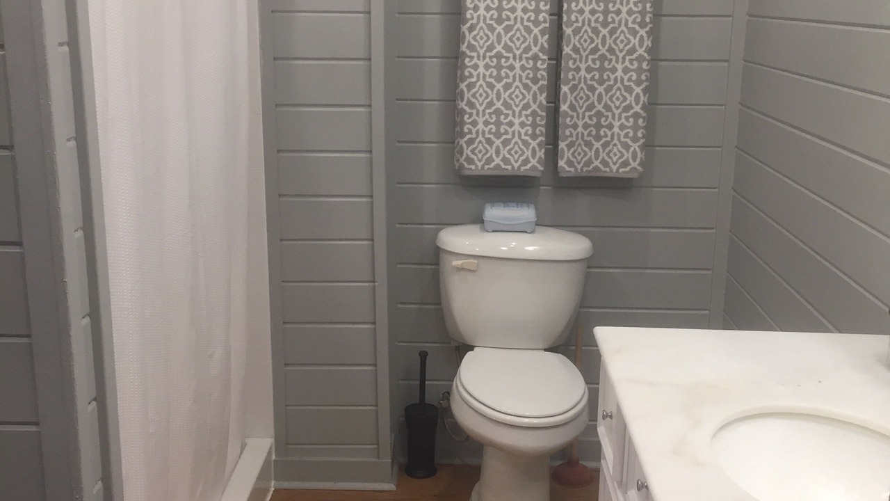 Photo of Bathroom in Muldoon