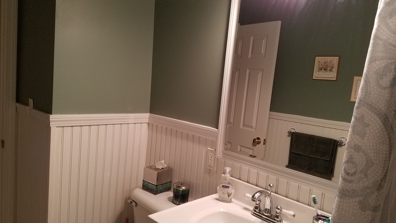 Photo of Bathroom in Weirs Beach