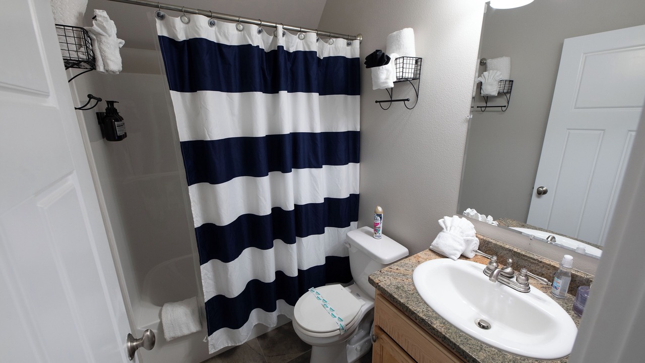 Photo of Bathroom in Ocean Shores