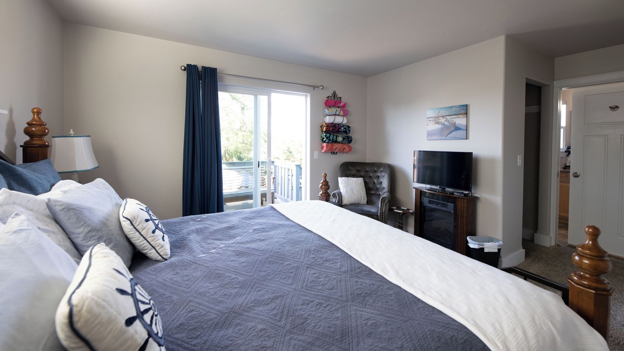 Photo of Others in Ocean Shores